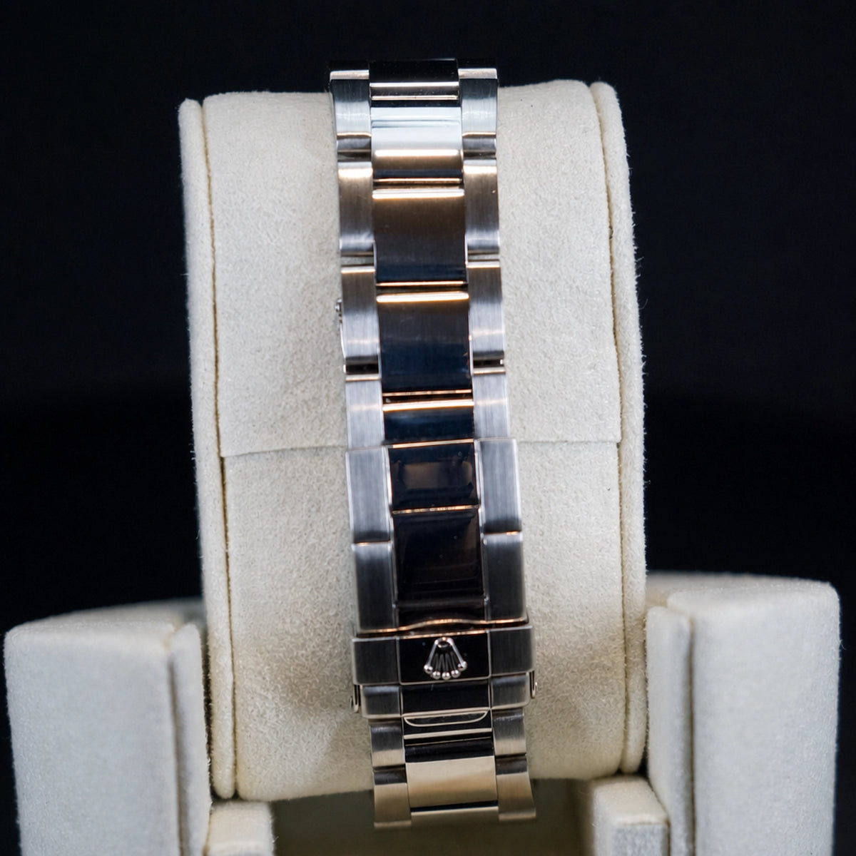 Rolex Yacht Master Platinum Dial on Oyster 16622